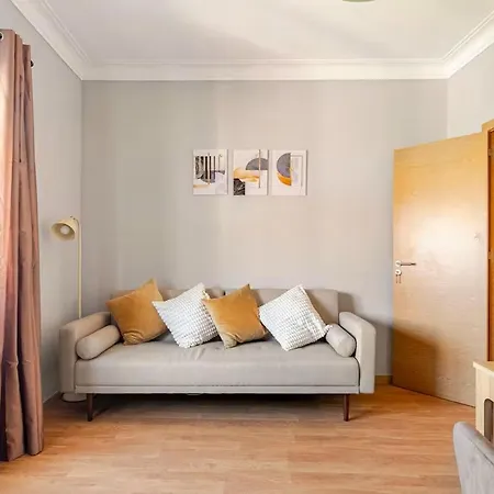 Lisbon Flat *